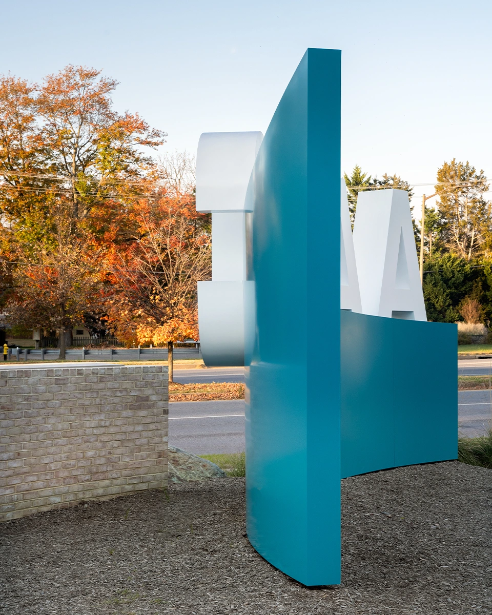 AACC_vertical_sign_2