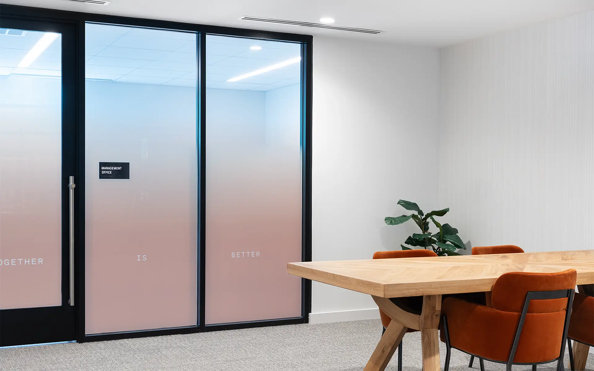 34_The Six_Mgmt Office R2