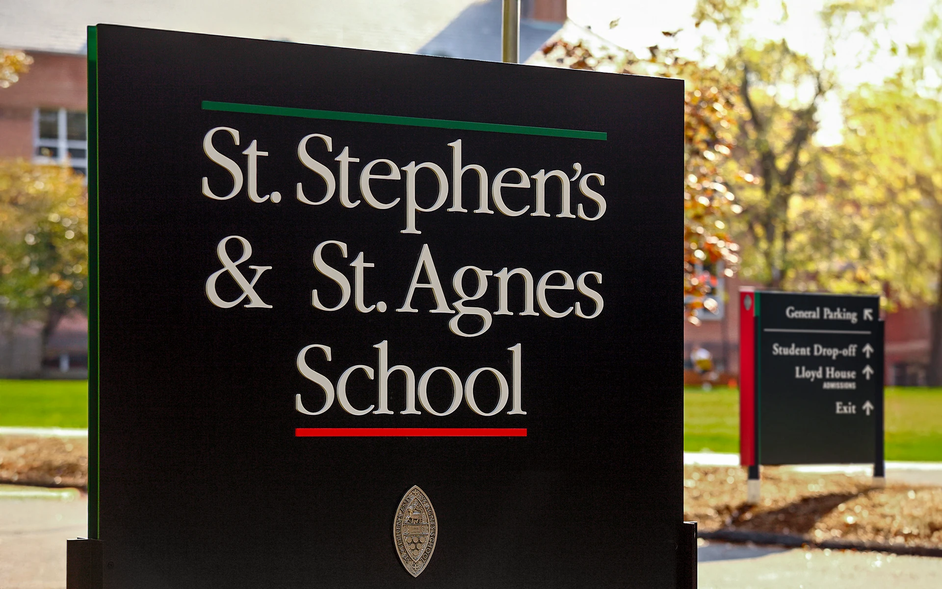 Unified wayfinding to shape a shared campus
