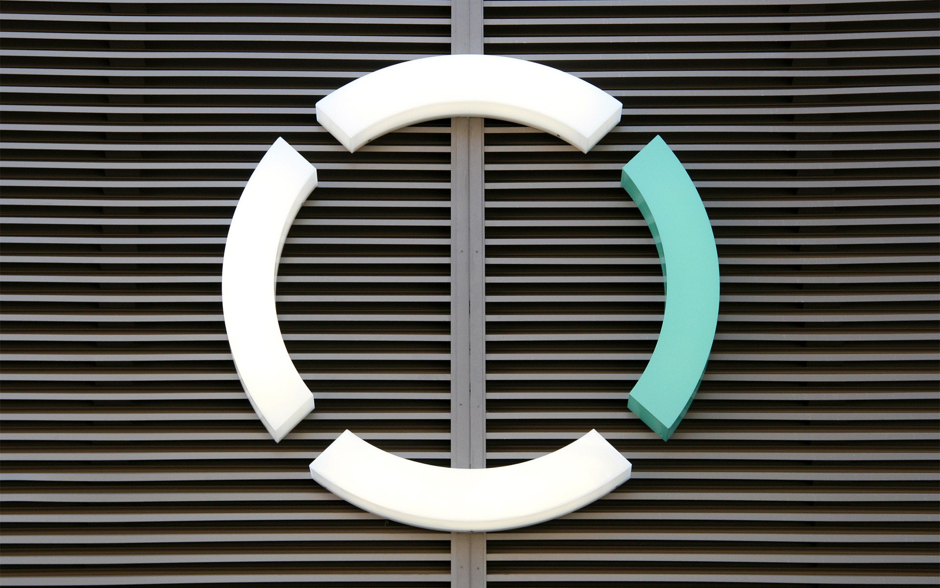 Circle_East_09